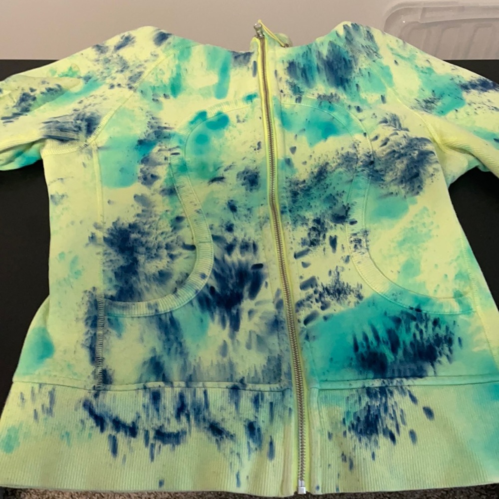 Custom tie-dye lulu hoodie